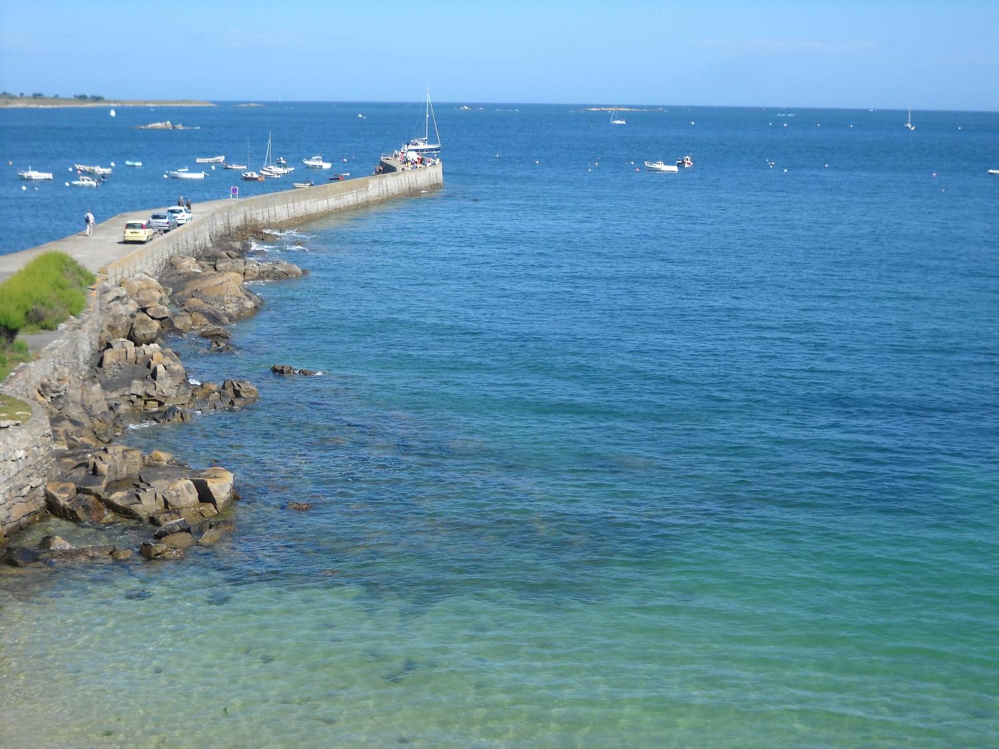 Logis Hotel Bellevue Roscoff Eksteriør bilde