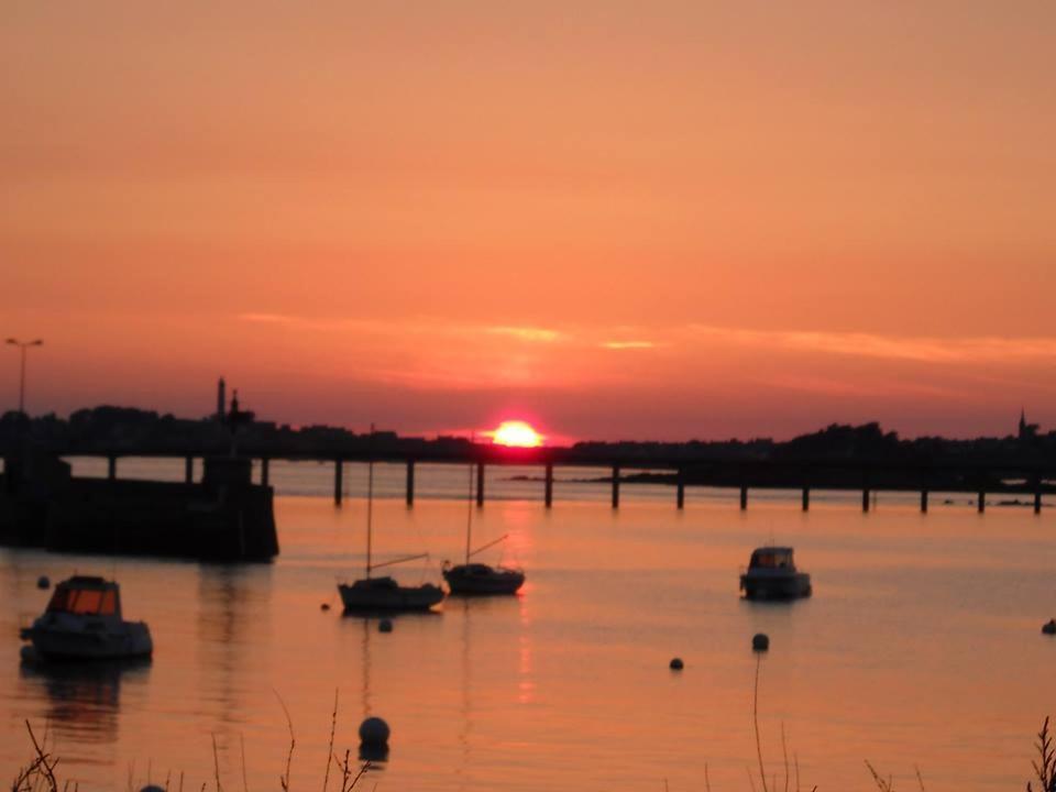 Logis Hotel Bellevue Roscoff Rom bilde